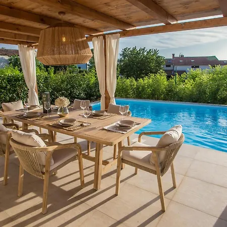 San Biagio Star بيت للعطل بوريتش